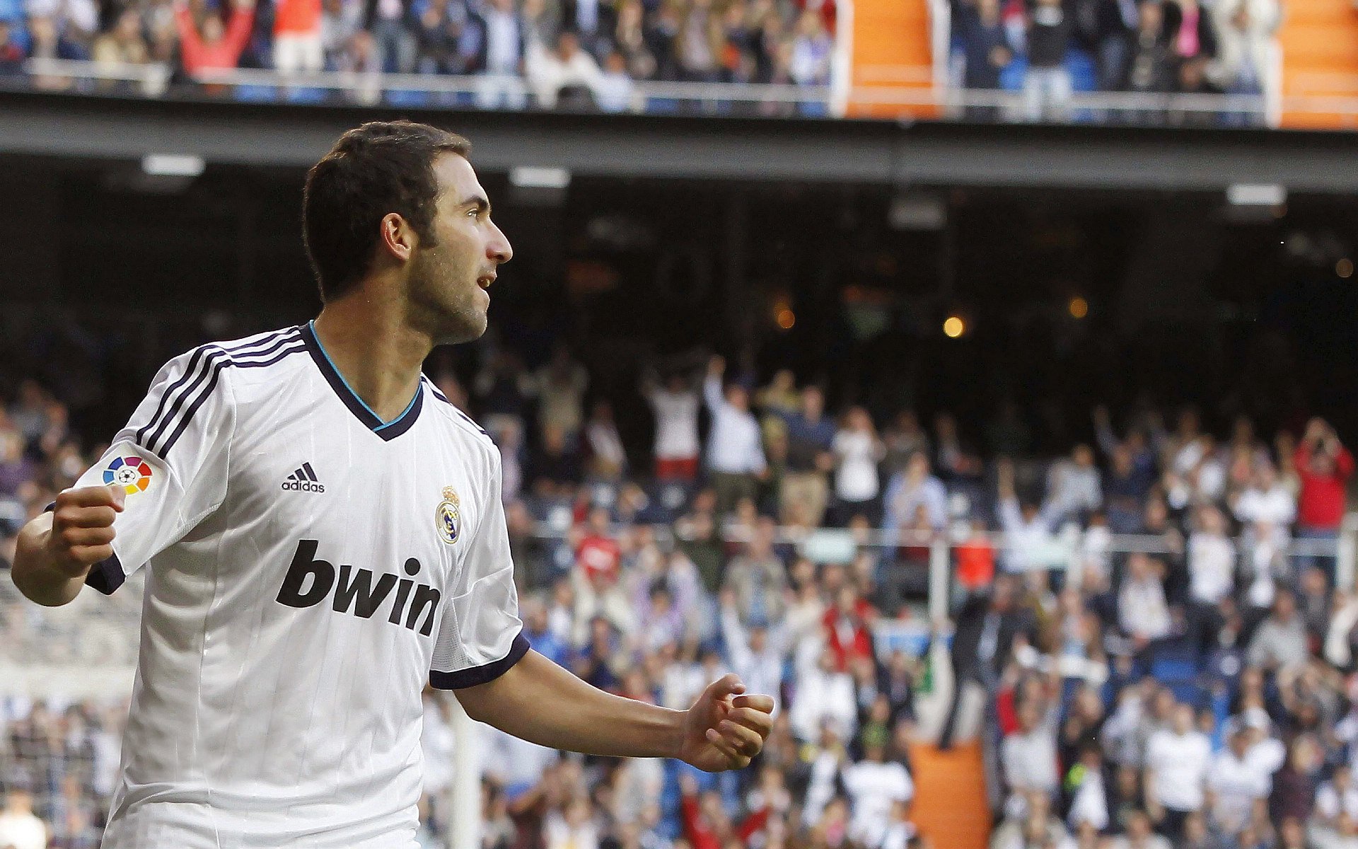 辽宁队翻盘湖人,杰伦·格林成为关键先生,一场跨越现实的篮球狂想